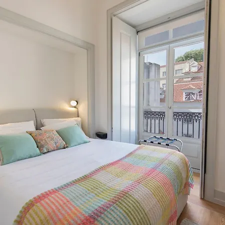 Lovelystay - Downtown - Campo Das Cebolas - Ivb Lisboa